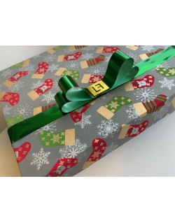 CAJA RECTANGULAR BOTITAS NAVIDEÑAS FONDO GRIS HINDU
