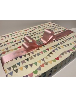 CAJA PAPEL ITALIANO BANDERINES 25CM X 25CM + 8CM