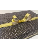 CAJA MOD. NEGRO PUNTO DORADO 25CM X 35CM + 8CM